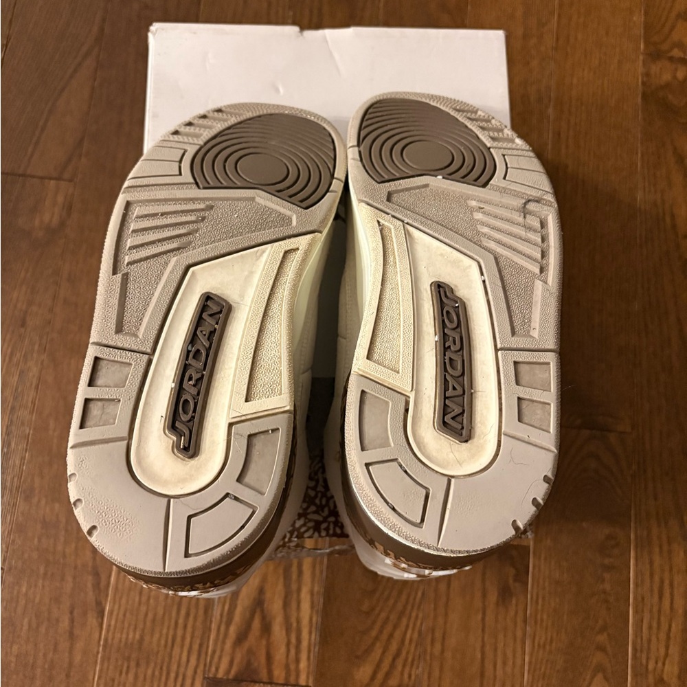 Nike Air Jordan 3 Palomino - Picture 6 of 8